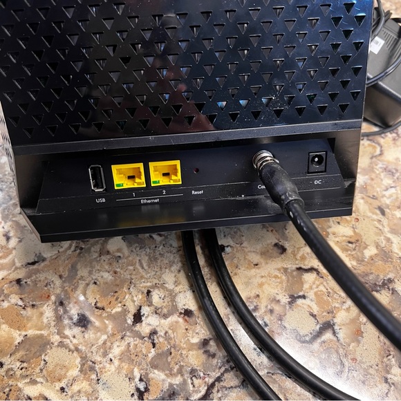 Netgear AC1600 WiFi Cable Modem Router - Picture 7 of 11